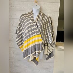Cocogio- Women'sChevron Patterned Wrap with Gray &Yellow Accent One Size Fit All